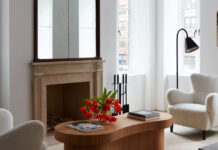 Μπορείς να βρεις την κρυμμένη τηλεόραση σ’ αυτό το σαλόνι;