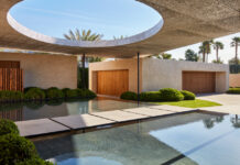 Μέσα σε ένα εντυπωσιακό σπίτι που τιμά το περιβάλλον γύρω του