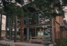 Μέσα στο πιο διαχρονικό παραθαλάσσιο σπίτι της Αυστραλίας, χτισμένο για να αντέχει στις ακτές