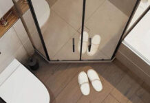 Ο έξυπνος τρόπος να αξιοποιήσεις ένα… άβολο ντους