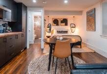 Πριν και Μετά: Ένα ερειπωμένο, βρώμικο υπόγειο 32τ.μ. μεταμορφώθηκε σε ένα κομψό διαμέρισμα