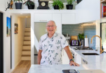 Στα 77 του, ο Gary αποφάσισε να αρχίσει ξανά, σε ένα μικροσκοπικό σπίτι