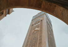 Οι συναρπαστικές λεπτομέρειες του πιο φημισμένου τεμένους του Μαρόκο