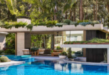 Πώς η πέτρα, τα πλακάκια και η φύτευση θολώνουν τη γραμμή μεταξύ αρχιτεκτονικής και φύσης