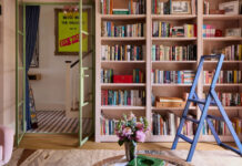 Μέσα σε ένα κλασικό αρχοντικό με νεανικό, ζωηρό εσωτερικό